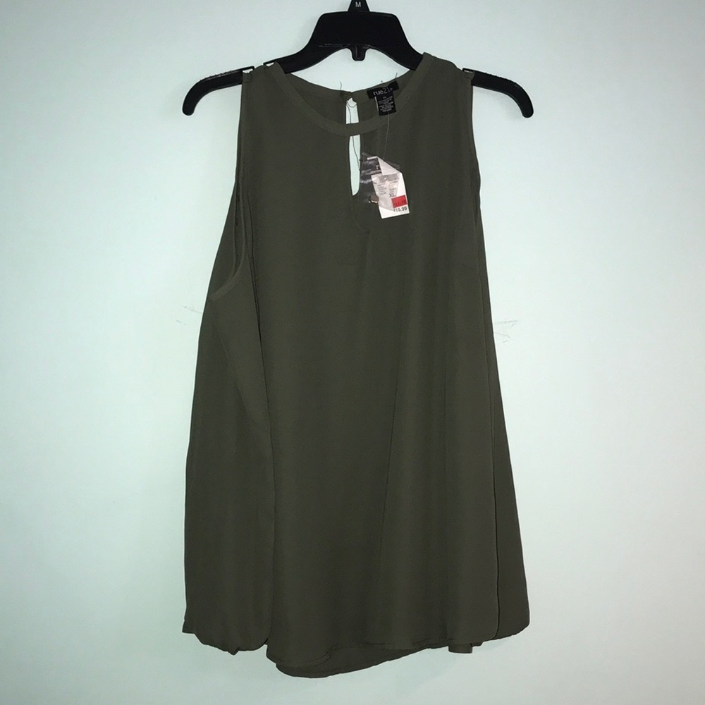 Blouse, cut out shoulders